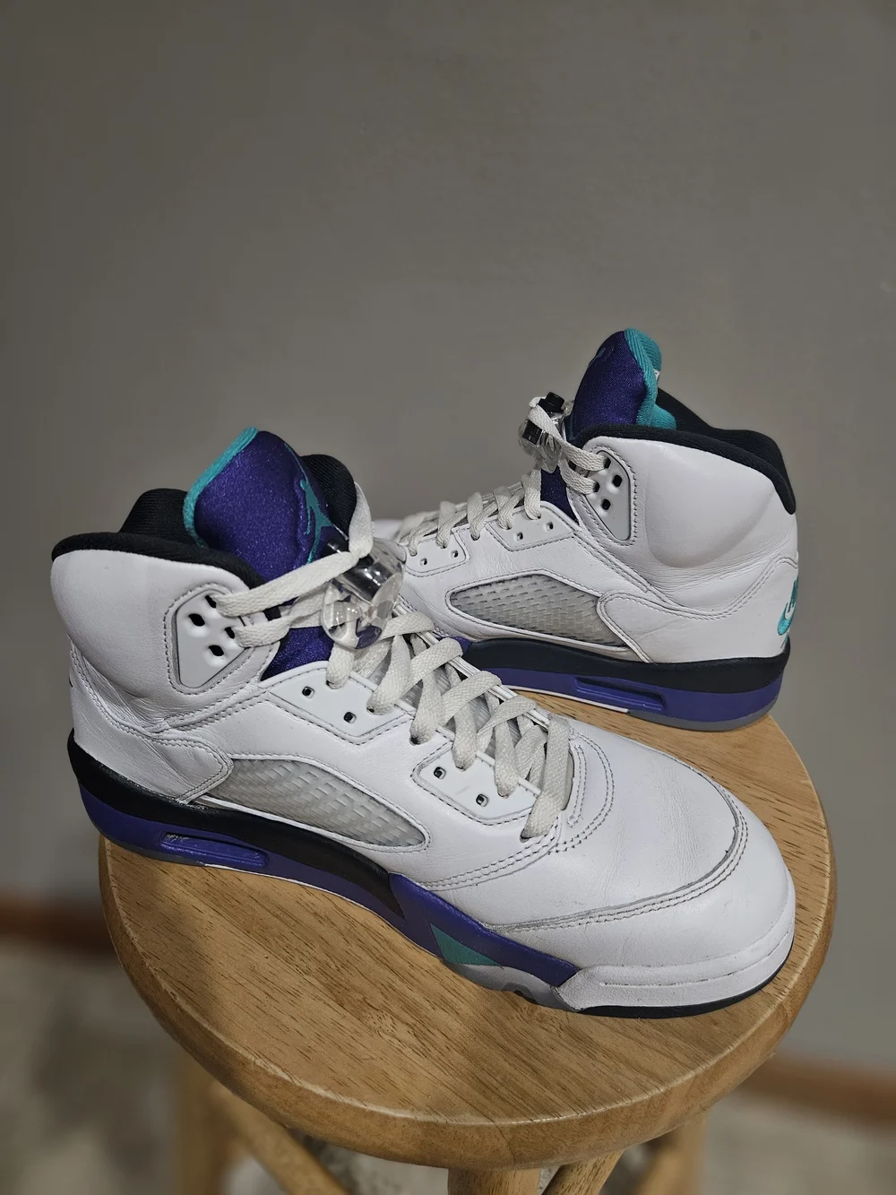 Jordan classic silhouette